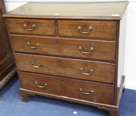 An oak chest of drawers W.102cm